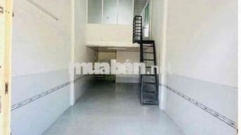 *Nhà giá 3tr/tháng *Thuận tiện kinh doanh  ( có sẵn 1 máy lạnh )  Cho