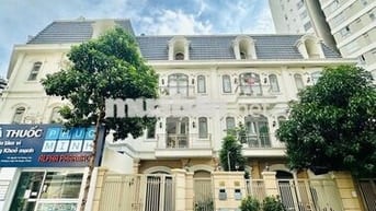 Cho thuê nhà Phổ Quang, Phú Nhuận, Khu Golden Masion - DTSD 400m2