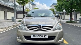 Toyota Innova G 2011 Số sàn Vàng cát