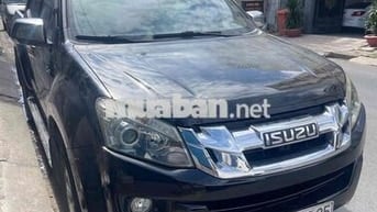 Isuzu D-Max 5 chỗ màu Đen