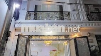 Cho thuê nhà HXH 108/6D Trần Quang Diệu, Phường 14, Quận 3