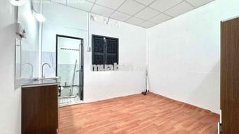 STUDIO MỚI KENG NGAY TRUNG TÂM Q3