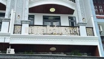 Cho thuê nhà hẻm 160 Phan Huy Ích, phường An Hội Tây, TPHCM.