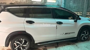 Xpander Premium 2022 Trắng Tự động 7 chỗ