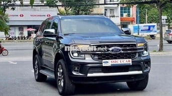 FORD EVEREST 2 CẦU 2025 - ODO 6.000KM MỚI 95%