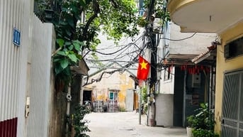 NHÀ NGÕ VŨ TRỌNG PHỤNG - DÂN XÂY CHẮC CHẮN – VỊ TRÍ THUẬN TIỆN