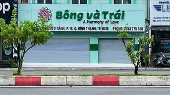 NHÀ MẶT TIỀN GIÁP Q1 CẦN CHO THUÊ!