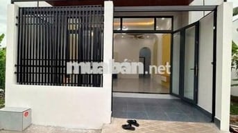 Nhà Cấp 4 90m2 Sổ Riêng  Giá 1tỷ300 Triệu, Không Có Căn Nào Rẻ Hơn