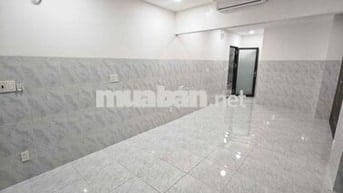 TOÀ NHÀ CHDV- 21PN+ 21WC+21 MÁY LẠNH-BÌNH PHÚ- 70TR