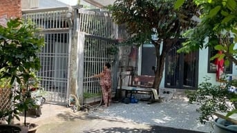 Chính chủ cần bán nhà tại phường Linh Xuân, TP Thủ Đức, 8x16m, sổ hồng
