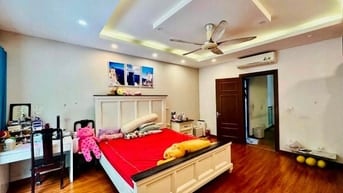 Bán gấp Nhà Liền Kề, ngõ 622 Minh, ô tô tránh, kinh doanh, 86m2, 42 tỷ