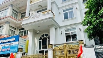 Biệt Thự Siêu Đẹp Phú Nhuận, 8m x 18m, Hầm 5 Tầng, Thang Máy. 