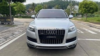 Audi Q7 2010 4.2 V8 Xăng Bạc Đức