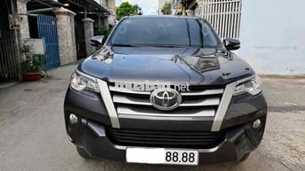 Toyota Fortuner 2017 2.4G Diesel màu xám