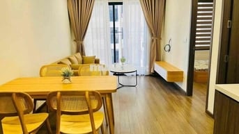 Cho thuê căn hộ 2 phòng ngủ, đầy đủ nội thất tại toà FPT Plaza3