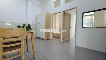 2 Phòng ngủ, 1 Phòng khách 50m2bếp riêng biệt, cửa sổ, Phú Nhuận
