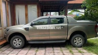 Ford Ranger XLS AT 2017 Tự động Ghi vàng 100k km