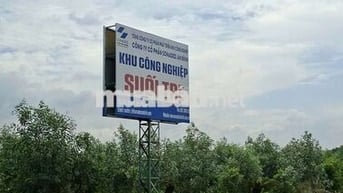 khu bàn cờ chợ Bình Lộc khu công nghiệp sát bên