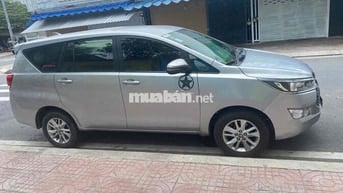 Toyota Innova 2019 Số sàn Bạc