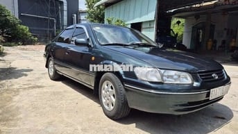 Toyota Camry 1998 Xanh đen