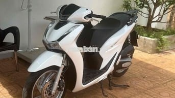 Honda SH 2025 Trắng