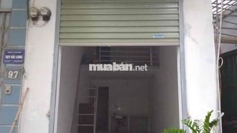 cần cho thuê nhà ở + bán hàng được MT2,8 m x 9