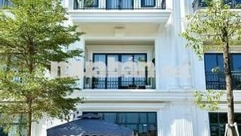 SHOPHOUSE PHÚ XUÂN CITY 4 TẦNG 9 PHÒNG KINH DOANH HOMESTAY120TR/TH