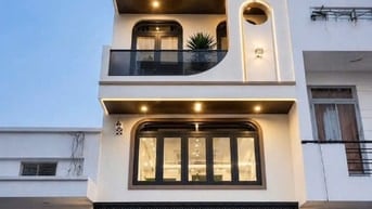 Bán gấp nhà 5x14m, có thang máy, mới xây 4 tầng 