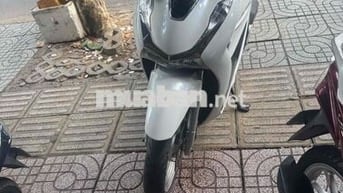 Honda SH 150 Trắng