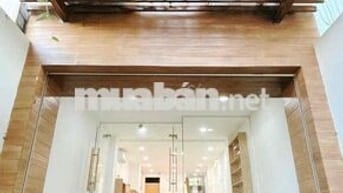 MẶT BẰNG THOÁNG ĐẸP 2WC + BẾP + PHÒNG NGỦ +  SÂN ĐỂ XE