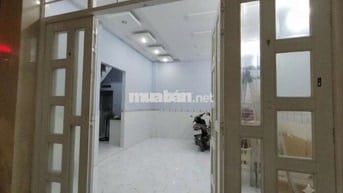 Bán Nhà 3 Tầng Nở Hậu .. Hẻm Đường Trần Phú ( Quận 5 cũ ) ..4 tỷ hơn 