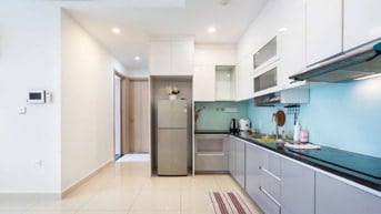 Cho thuê C/c cao cấp Nguyễn Kim ngay TT Q.10 có 3PN Full nội thất Giá 
