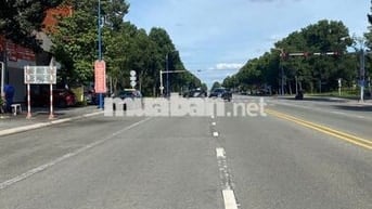 CHO THUÊ MB 8X 25, GIÁ 15TR/THÁNG