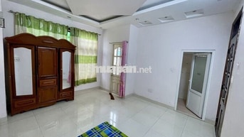 Chính Chủ Vho thuê 01 Phòng trống An Ninh , Sạch Đẹp , GIờ Giấc tự do