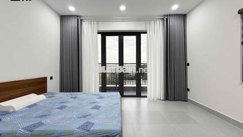 Căn Hộ Dịch Vụ Trống Sẵn, Nằm Trên trục đường Hoàng Hoa Thám Tân Bình