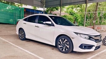 Honda Civic 1.8E 2018