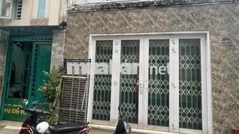 Quận 10- Hẻm xe hơi sát cư xá Bắc Hải , 24m2, hiếm có nhà bán