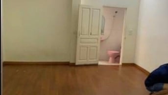 Cho thuê nhà chính chủ, nhà riêng 2 tầng, ngõ Văn Chương, quận Đống Đa