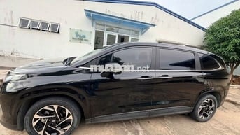Hyundai Custin Special 1.5 7 chỗ 2024 Đen