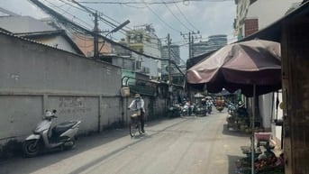 Cho thuê nhà Xô Viết Nghệ Tĩnh, P.21, Bình Thạnh, 4x26m, hẻm 2 xe hơi