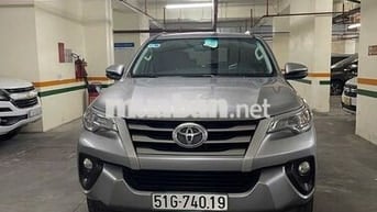 Bán 2 xe Toyota Fortuner & 1 xe Ford Transit 10chỗ