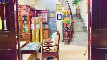 Cần bán nhà 5 tầng, số 2B mặt ngõ 322 Lạc Long Quân, Tây Hồ