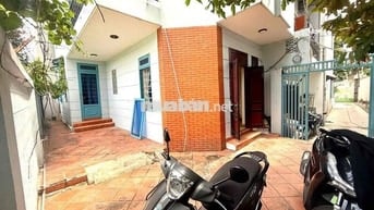NC Truong công dịnh - tân bình - 5pn - có sân - ngang 6,5m
