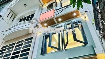 NHÀ ĐẸP KHU VIP PHAN XÍCH LONG PHÚ NHUẬN- 4 TẦNG- OTO NGỦ NHÀ- 12 TỶ