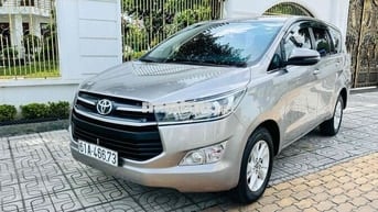 Toyota Innova E 2018 91000 km màu Đồng