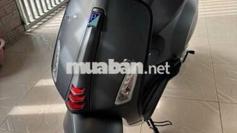 Piaggio Vespa Sprint 2000km Xám Đã sử dụng