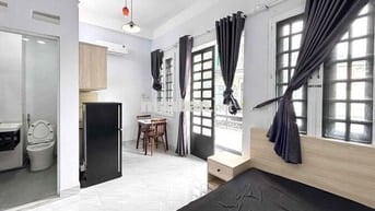 CĂN HỘ BAN CÔNG FULL NT-NHÀ MỚI⁉️BẮC HẢI Q10 GẦN Q11-Q3-BỜ KÈ-ĐẠI HỌC