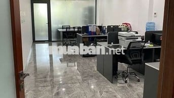 CẦN SANG VĂN PHÒNG CÔNG TY - ĐƯỜNG HOÀNG SA, QUẬN 1