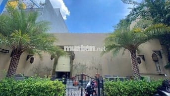 CHO THUÊ MẶT BẰNG MT CÔ BẮC Q1, 300M, CHỈ 135TR