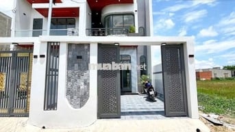 Chủ ngộp! Giảm 200tr nữa bán nhanh chỉ còn 1,85 tỷ . Quá Rẻ Luôn ạ.